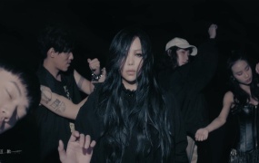 张惠妹 - 偷故事的人(MKV-348M)