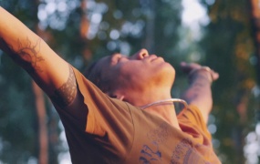 痛仰乐队 - 愿爱无忧(WEB-550M)