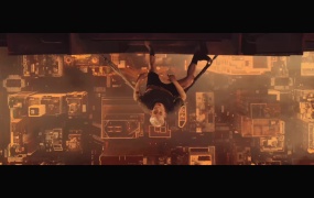 Christine and The Queens - Girlfriend (WEB-1080P-120M)