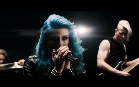 DIAMANTE - Haunted (MKV-253M)