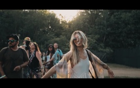 Gryffin ft. Iselin - Just For A Moment (Web-1080P-243M)