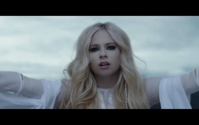 Avril Lavigne - Head Above Water (WEB-1080P-130M)
