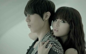 张贤胜, 金泫雅 - Trouble Maker (m2ts-924M)