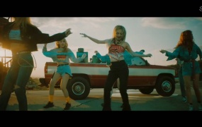 HYO,3LAU - Punk Right Now (WEB-1080P-134M)