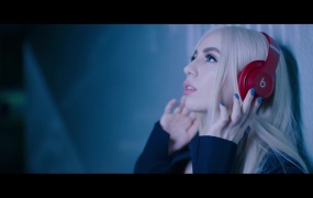 Ava Max - So Am I (MKV-341M)