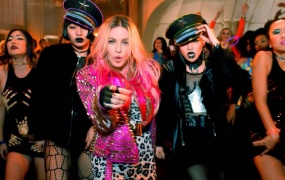Madonna, Nicki Minaj - Bitch I'm Madonna(WEB-314M)