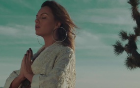 Manuel Riva, Alexandra Stan - Miami (MKV-269M)