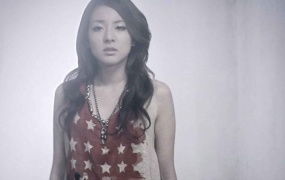 2NE1 - LONELY (Bugs-258M)