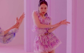 Apink -  Dumhdurum  (MV - Performance ver.) (Naver 1080p)