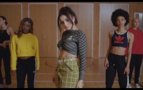 Mura Masa, Charli XCX - 1 Night (WEB-118M)
