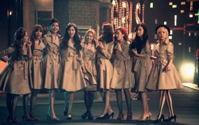 Girls' Generation(少女时代) - Paparazzi (hevc 2160p)