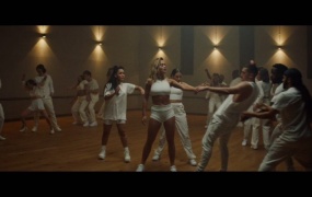 Rita Ora - How To Be Lonely (Dance Rehearsals)(WEB-122M)