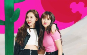 TWICE - Happy Happy (MKV-HEVC-1.14G)