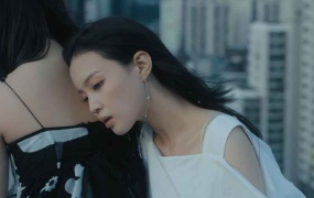 Lee Hi - HOLO (Web-1080P-138M)