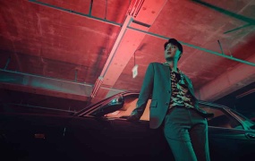 YOON DU JUN - Lonely Night (Web-4K-305M)