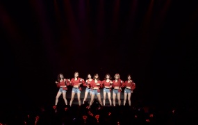 AOA 2016日本夏季演唱会 Summer Concert in Japan ANGELS WORLD (1080p-mkv-19.4G)