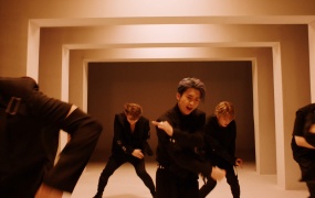 UP10TION - Light (web-2016p-380M)