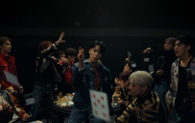 SEVENTEEN - HOME;RUN(WEB-331M)