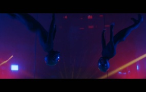 Stargate,P!nk,Sia - Waterfall(Web-1080P-147M)