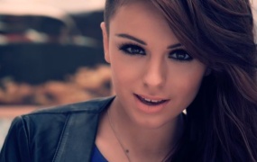 Cher Lloyd - With Ur Love(mov-1080p-281M)