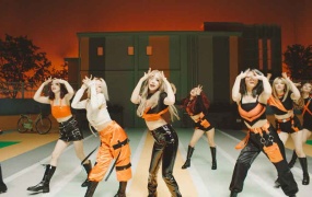 TWICE - BETTER (2160p/1080p)