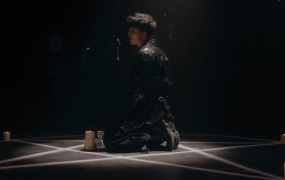 Call Me Karizma,Mike's Dead - Six Feet(WEB-4K-201M)