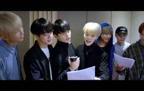BTS - With Seoul (Master-1080p-374M)