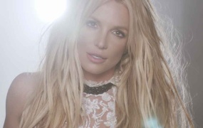 Britney Spears - Make Me... ft. G-Eazy (ProRes-1080P-6.1G)