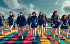 IZ*ONE - 好きと言わせたい(WEB-1080P-127M)