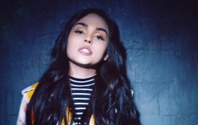 Maggie Lindemann - Pretty Girl(Cheat Codes X CADE Remix)(WEB-1080P-146M)