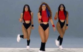 Black Eyed Peas,Shakira - GIRL LIKE ME(WEB-1080P-137M)