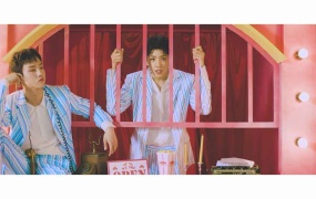 PENTAGON - Critical Beauty (Bugs-1080P-789M)