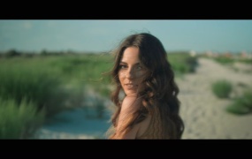 Kate Linn - On My Way (MKV-4K-201M)