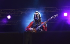 Amy Shark - Amy Shark(WEB-1080P-162M)