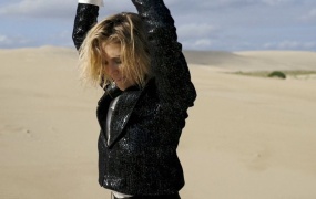 Delta Goodrem - Billionaire(WEB-1080P-250M)