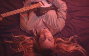 Fickle Friends - Cosmic Coming of Age(WEB-1080P-140M)