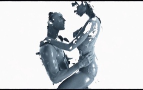 Maroon 5 - Love Somebody(WEB-1080P-148M)