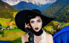 Qveen Herby - Naughty Girl(MKV-305M)