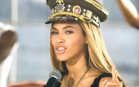 Beyonce - Love On Top(WEB-1080P-133M)