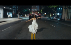 Camila Cabello - Shameless(master-ProRes-1080p-4.5G)