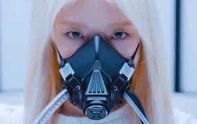 EVERGLOW - FIRST (WEB-4K-738M)