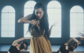 TWICE 志效 JIHYO PERFORMANCE PROJECT Crown (Camila Cabello & Grey) Cover