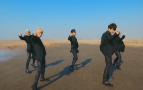 iKON - 왜왜왜 (Why Why Why) (WEB-1080P-145M)