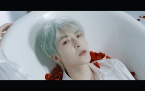 管栎 - TOUCH (Web-4K-425M)