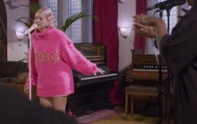 Anne-Marie - Birthday (Live at Church Studios, 3rd February 2020)(WEB-1080P-192M)