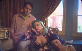 Hey Violet - Clean(WEB-1080P-132M)