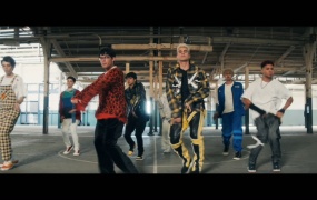 PRETTYMUCH,CNCO - Me Necesita(WEB-1080P-150M)