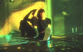 Powfu,Mila Moon,Jomie - tinted green(MKV-4k-340M)