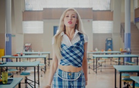 SOMI - Dumb Dumb (Master-4K-1G)