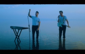 Fly By Midnight - Borrow Your Time(MKV-4K-307M)